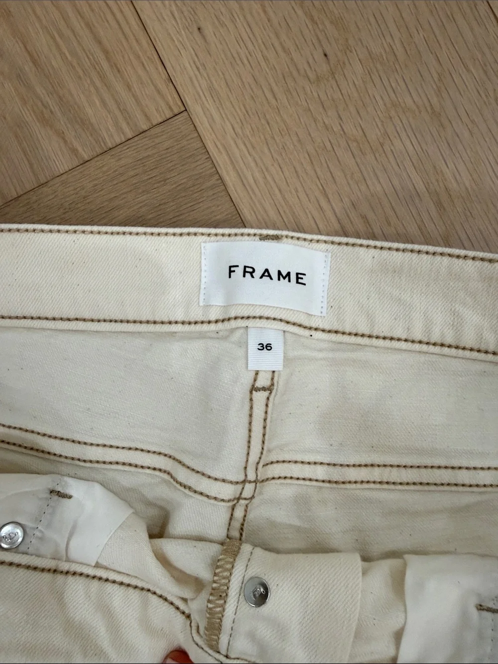 Frame Denim Men’s Cream Straight Jeans